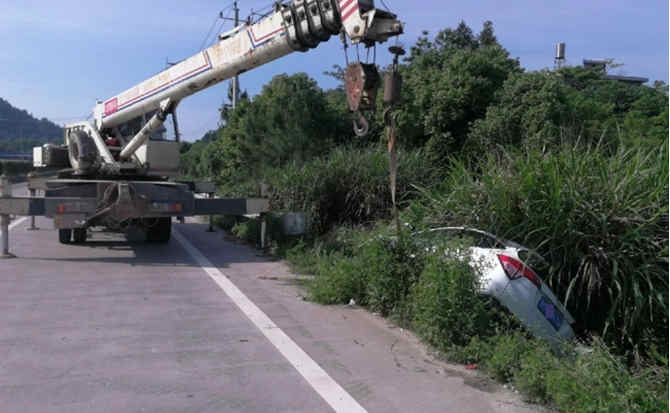 常山重载吊车救援